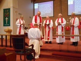clergy_installing3.jpg